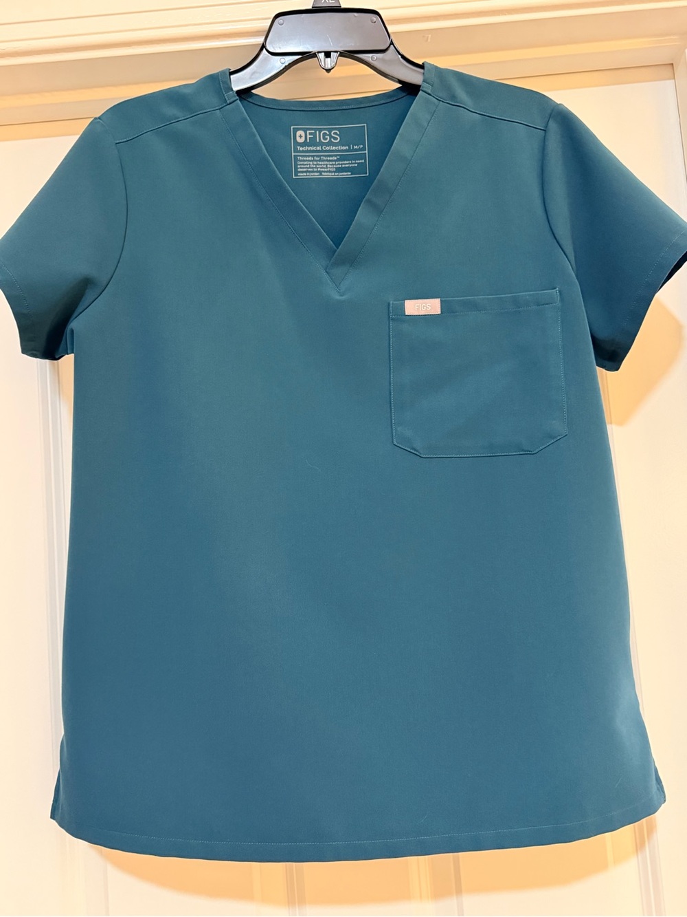 FIGS Caribbean Blue Catarina Scrub Top- medium petite